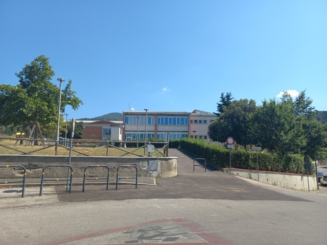 Sabato 17 Gennaio parte il cantiere per l�allargamento di via Morecci, attenzione alle modifiche alla viabilit�. Scuola, consentito il passaggio a tutti i veicoli per la sola discesa dei bambini